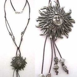Necklace: Hairy Lady - pewter