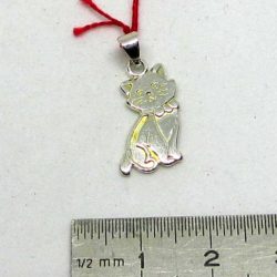 Silver Cat Pendant. This silver jewel represents a small cat.