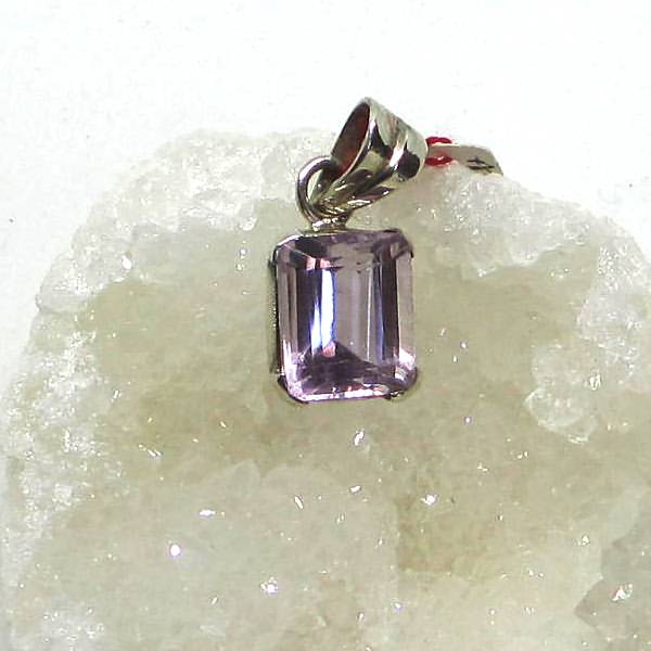 Amethyst pendant on silver