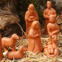 Nativity Set, 9 Santons, height 9cm, fired clay, unpainted
