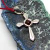 Pendentif croix ambre sur argent