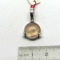 Rose quartz pendant on silver